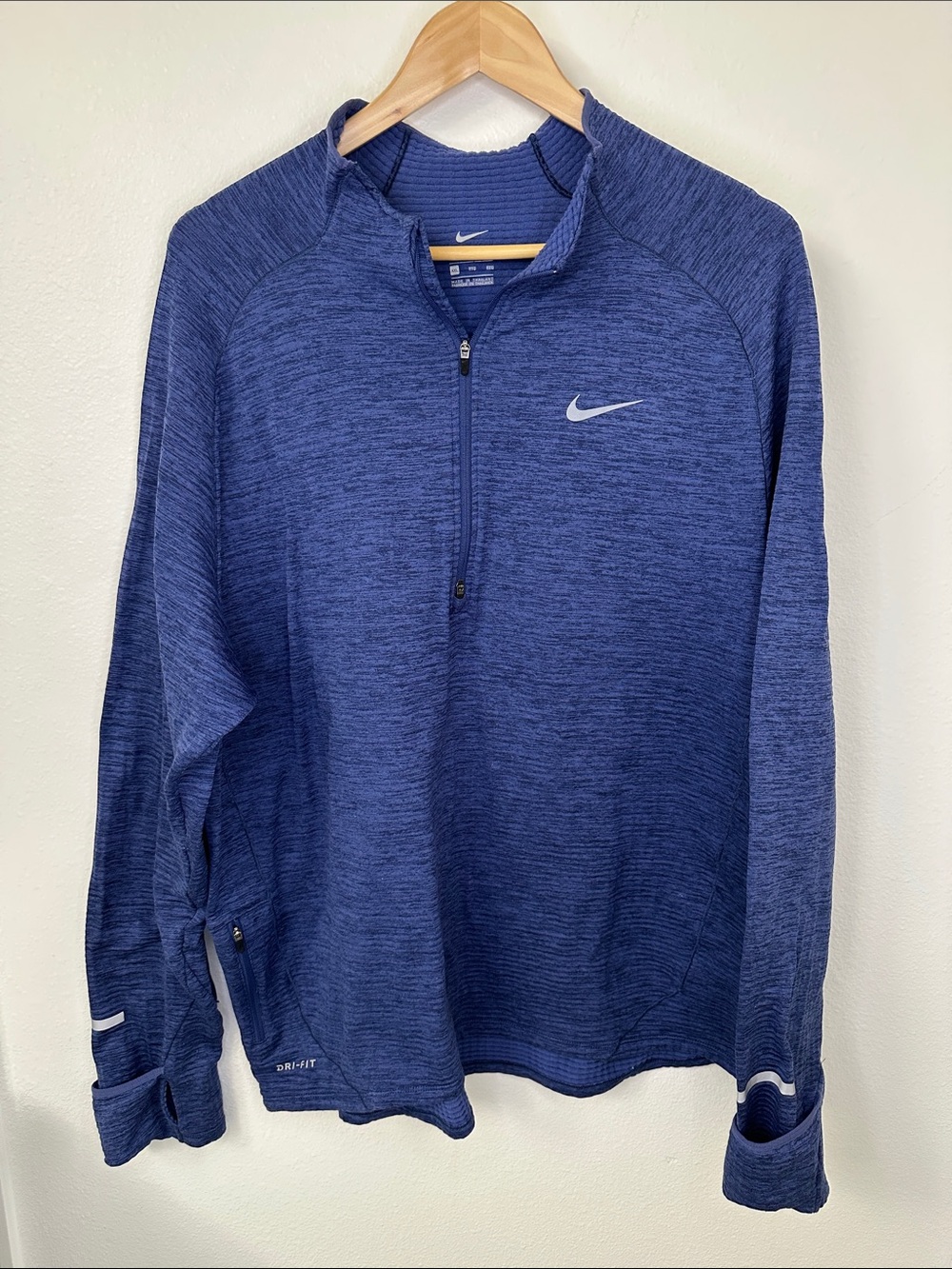 Nike size XXL Dri-Fit Blue Pullover, Reflectors, Thumb, Hand Warmer, 1/4 Zip